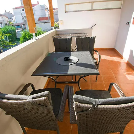 Grdelin * Biograd Na Moru