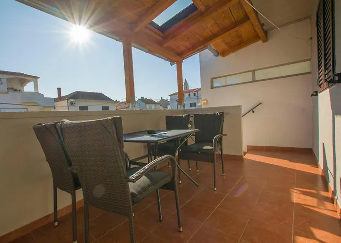 Grdelin Biograd Na Moru