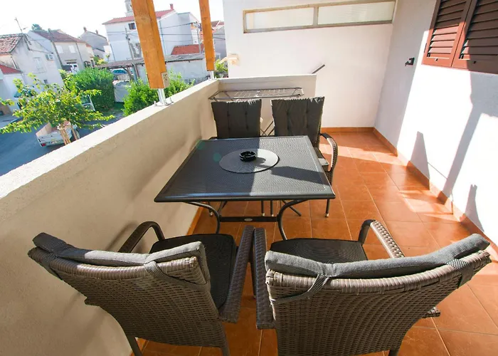 Grdelin * Biograd Na Moru