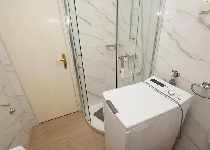 Grdelin * Biograd Na Moru